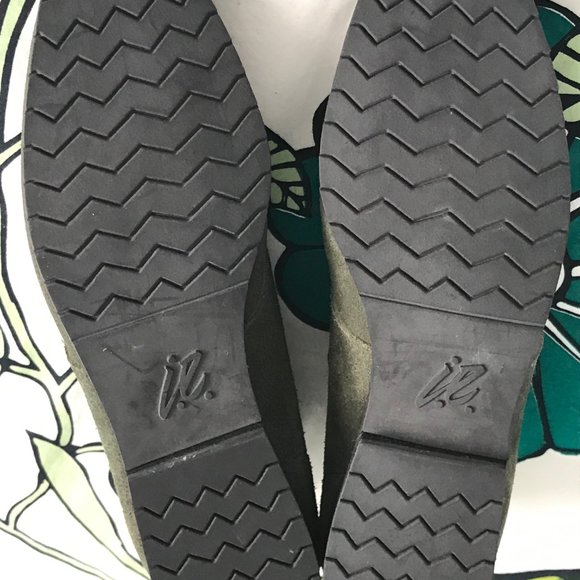 RARE Vintage Suede Ankle Boot - Picture 8 of 8